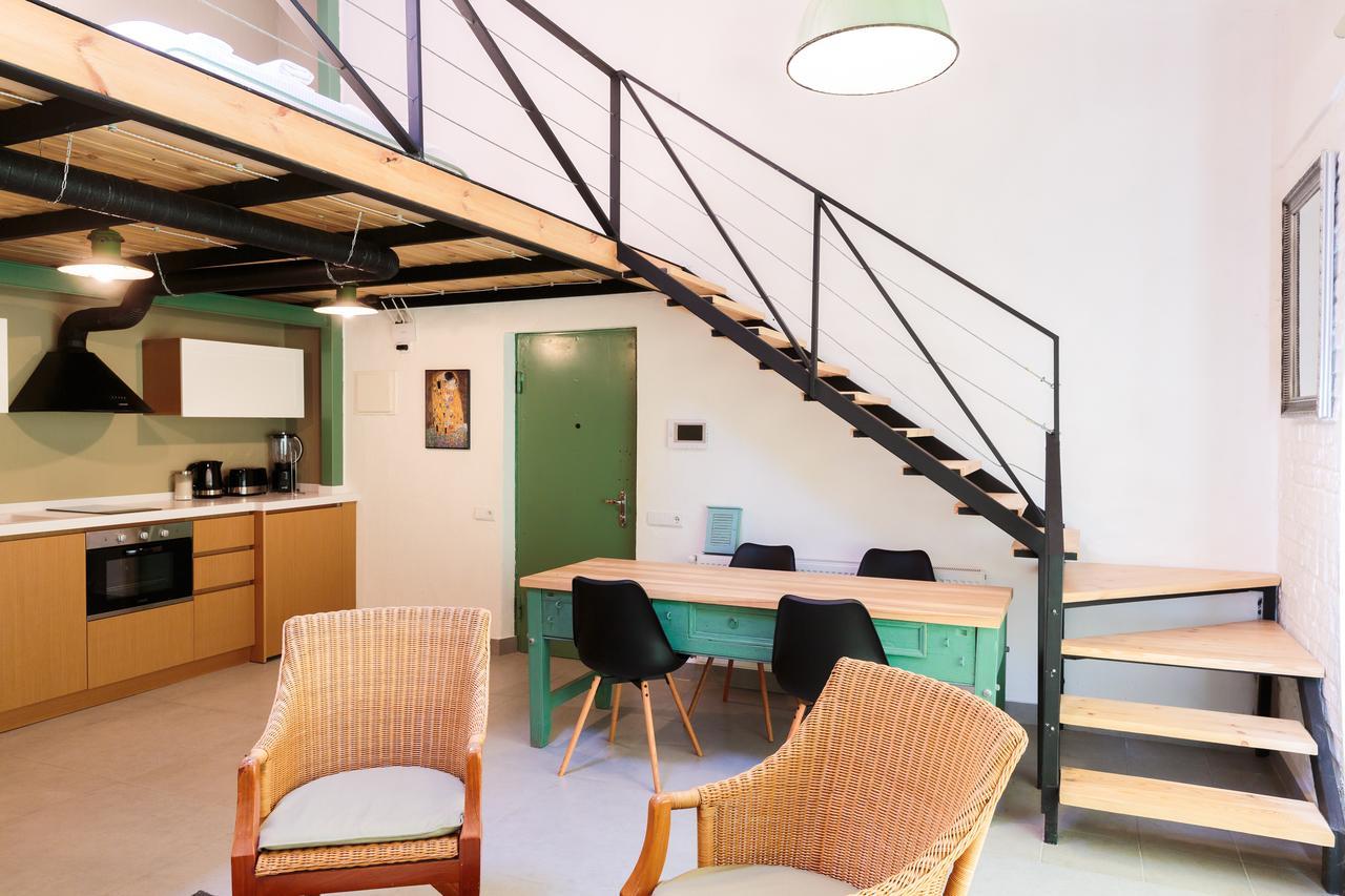 Nini'S Lofts At The Melikishvili Street 第比利斯 外观 照片